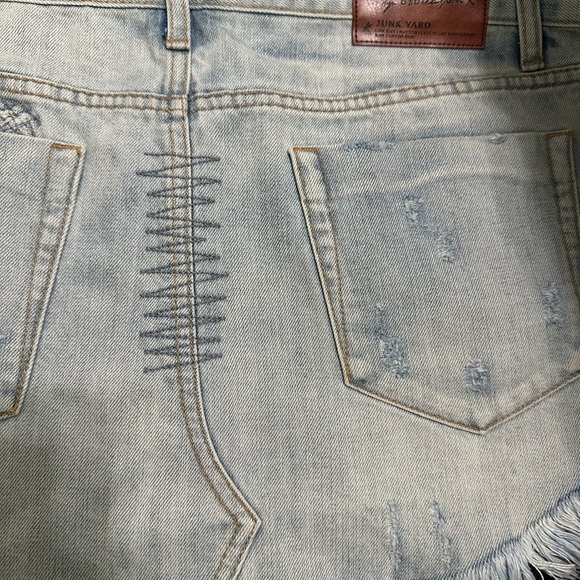 Oneteaspoon Denim Jean Mini Junk Yard Distressed Skirt 29 - Picture 10 of 10